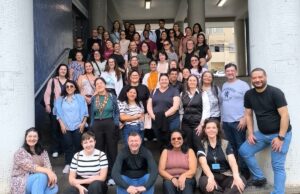 Visita técnica leva agentes de bibliotecas de municípios do Oeste a espaços de referência em Curitiba