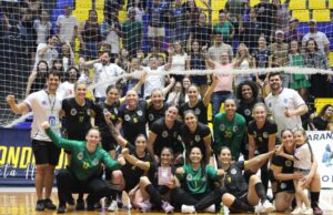 Equipe de Santa Helena disputa etapa do Campeonato Paranaense de Handebol em Pato Branco