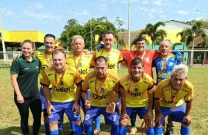Santa Helena conquista 3º lugar no futebol de campo 50+ do Paraná Bom de Bola