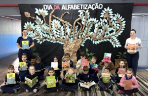 Educação de Entre Rios do Oeste realiza atividades pedagógicas especiais para marcar o Dia D da Alfabetização nas escolas.