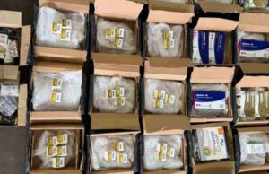Receita Federal apreende cerca de 900 ampolas de medicamentos em encomendas em Foz do Iguaçu