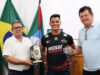 Missalense Wagner Furtado vence categoria da Maratona Internacional de Foz do Iguaçu Wagner Furtado, atleta de Missal, durante participação na Maratona Internacional de Foz do Iguaçu