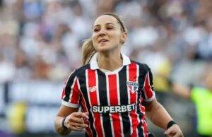 São Paulo vence o Corinthians de virada na Neo Química Arena e larga em vantagem na final do Brasileirão Feminino A1