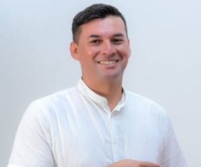 Intendente de Mbaracayü Sr Mateo Farias